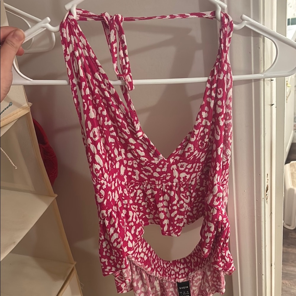 SHEIN Pink and White Patterned Top